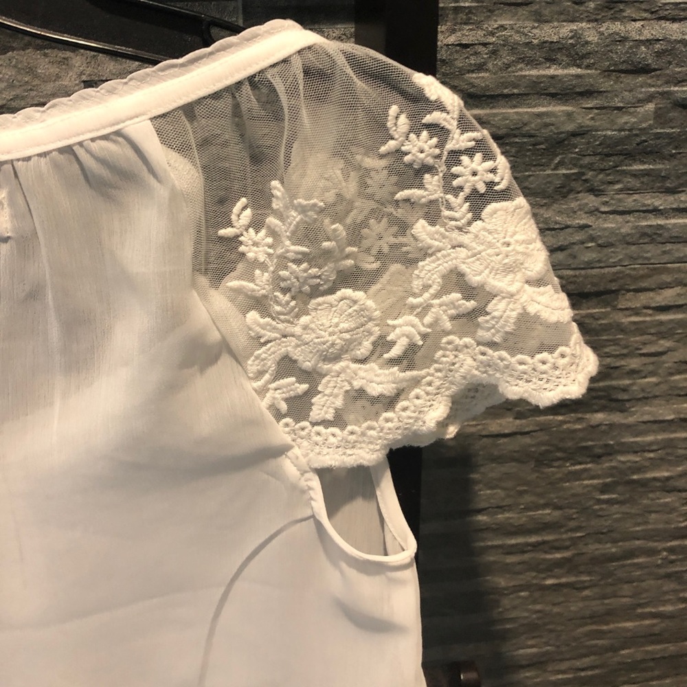 NWOT Abercrombie Kids Sheer Lace Top - Picture 5 of 7